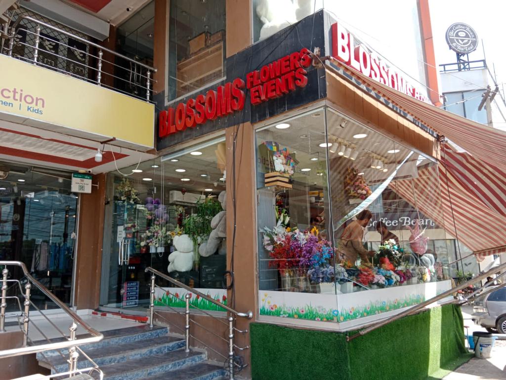 flower shop in lahore